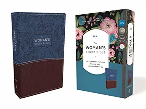 12 Best Bibles For Women to Grow in God's Word 3