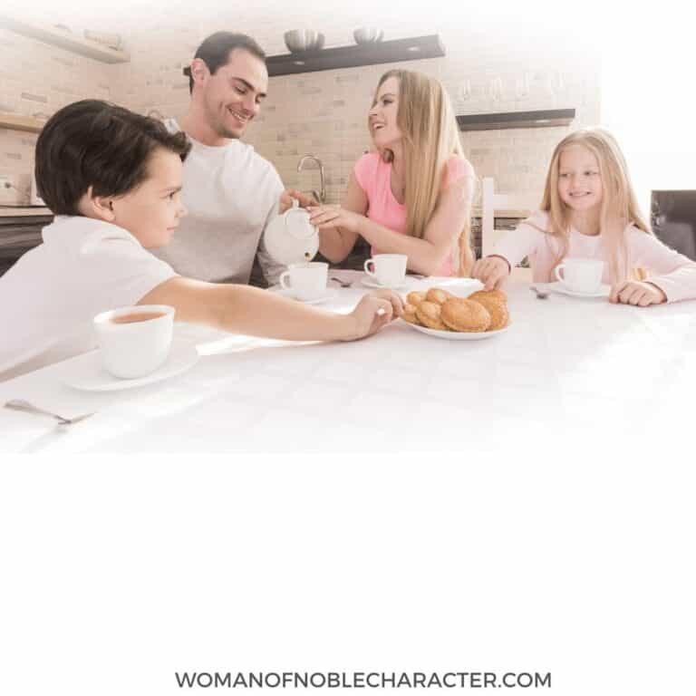 12 Surprising Benefits Of Family Mealtimes