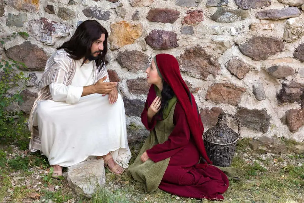 image of Jesus and Mary Magdalene talking for the post on Mary Magdalene in the Bible